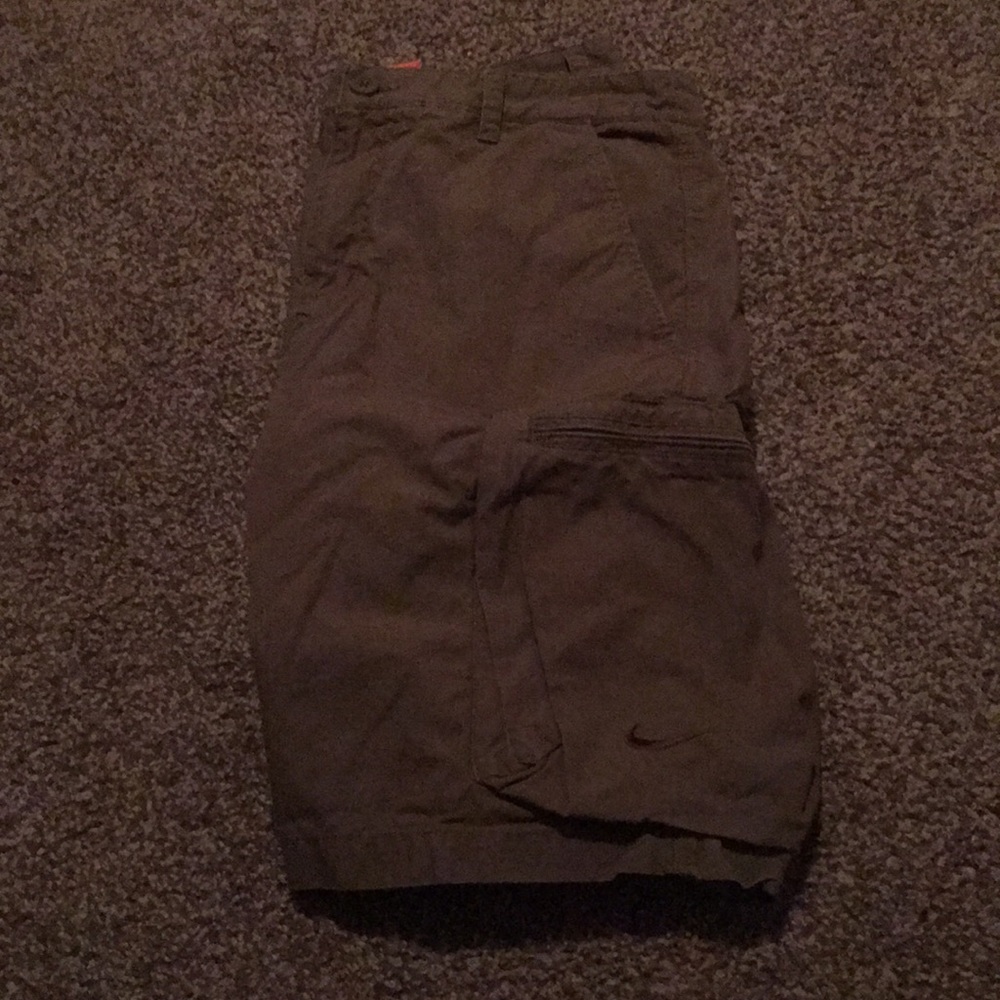 Nike men’s cargo shorts